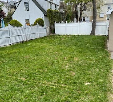 3rd image of 7 Hopper St #2