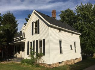 207 W Main St, Syracuse, IN 46567