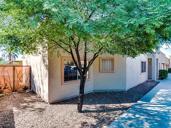 3rd image of 3411 N Kleindale Pl