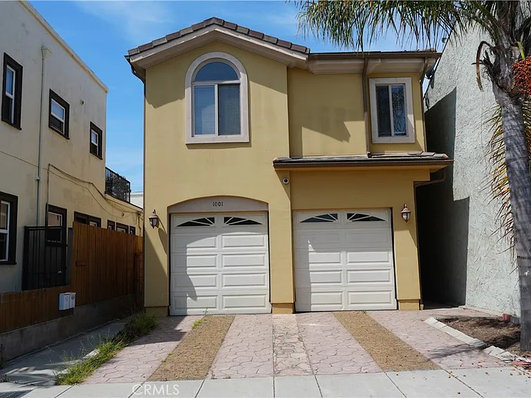 1001 Sartori Ave — Photo 1