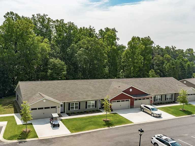 Redwood Simpsonville Neely Ferry Road — Photo 6