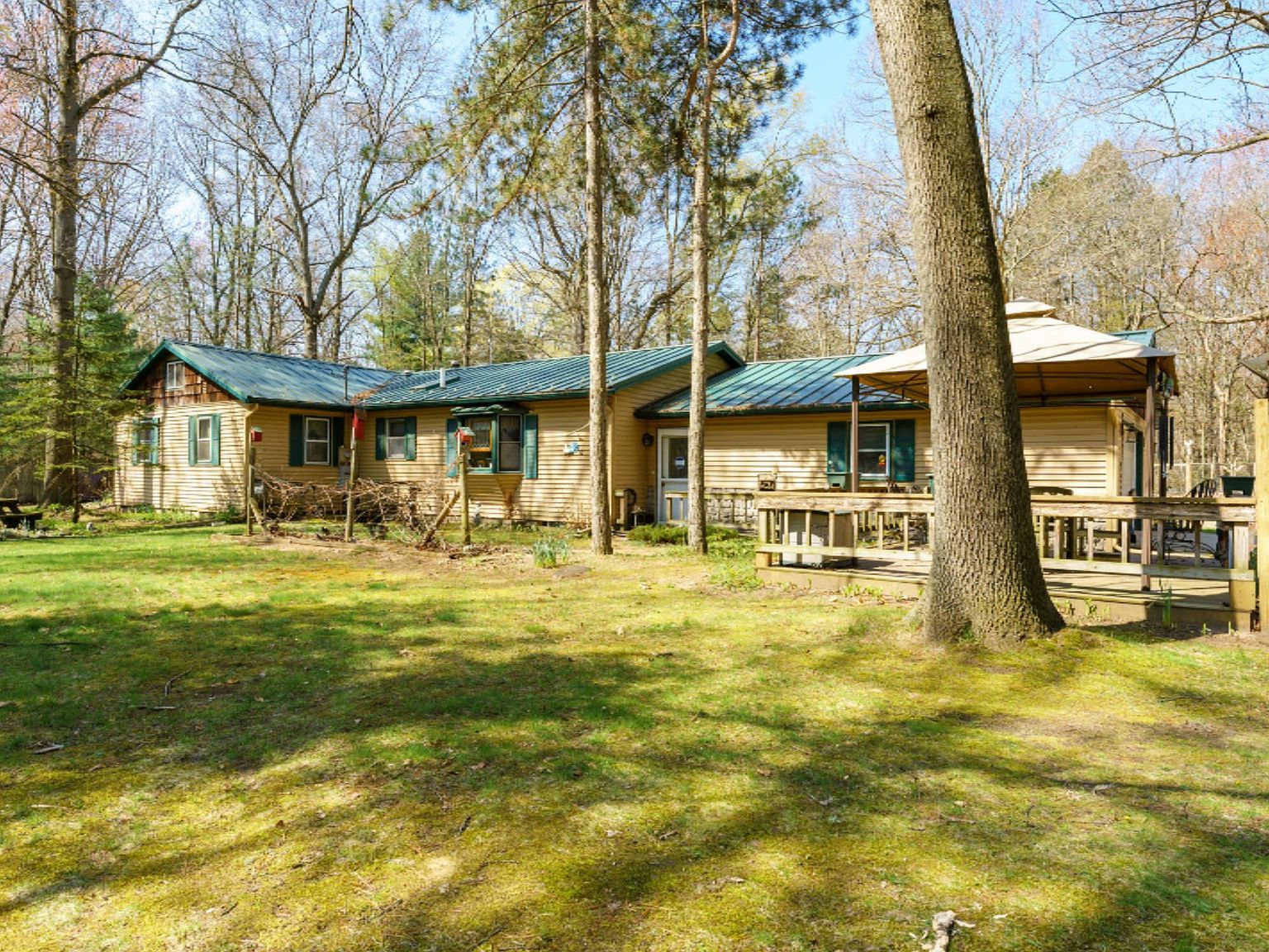 166 48th St, Grand Junction, MI 49056 Zillow