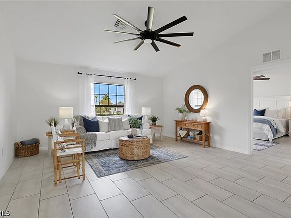 3rd image of 1726 NE 10th Lane Cape