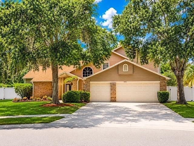 1st image of 1004 Muirfield Ct