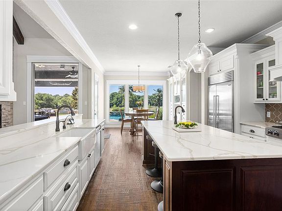 4th image of 8349 Ashbriar Ln