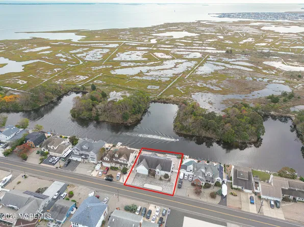 1035 Laurel Boulevard, Lanoka Harbor, NJ 08734