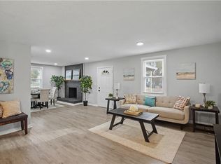 28 Butler Dr, Hampton, VA 23666