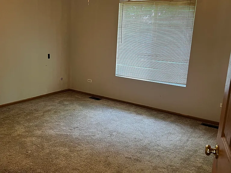 4447 W Lawn Ave — Photo 15