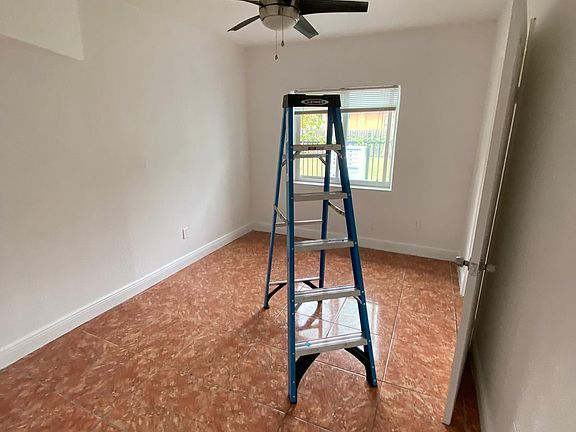 5th image of 110 NE 56th St #110A