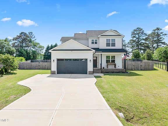 2nd image of 180 Packhouse Ct