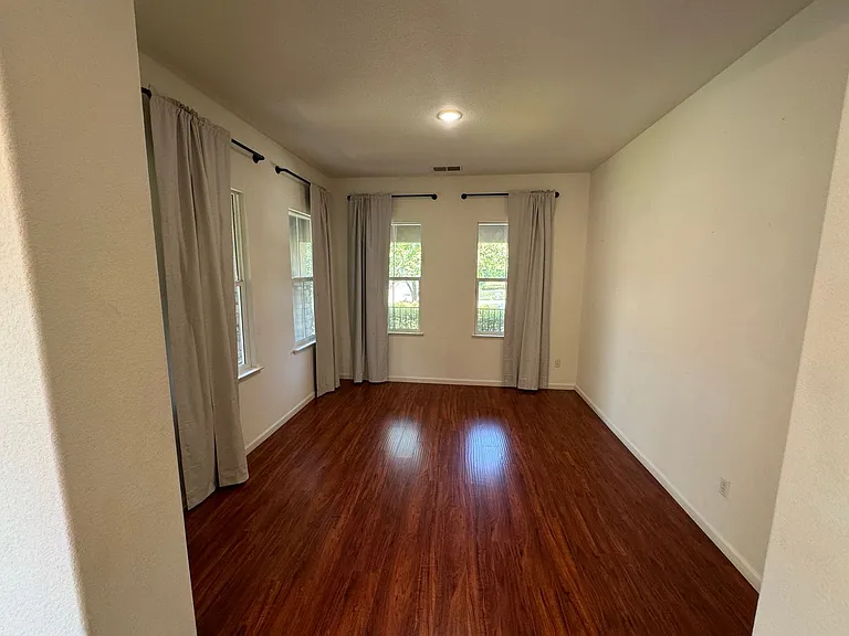 4270 Rimini Way — Photo 5