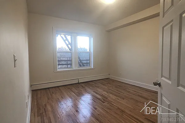 Rented by Ideal Properties Group | media 3