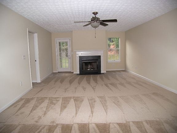 2nd image of 2227 Stancrest Ln
