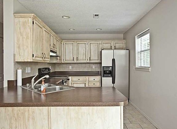 5th image of 1601 S 22nd St