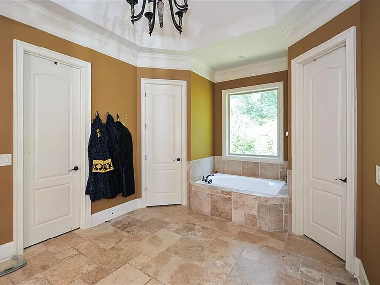 2210 Spalding Dr — Photo 51