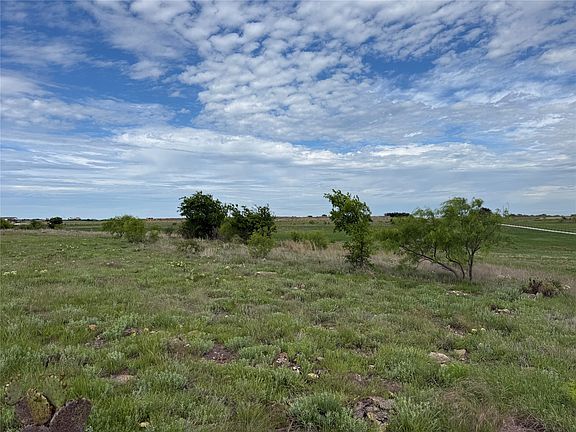 3rd image of TRACT 9 Private Road 1740