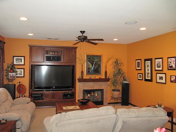 5th image of 30528 Gibraltar Pl