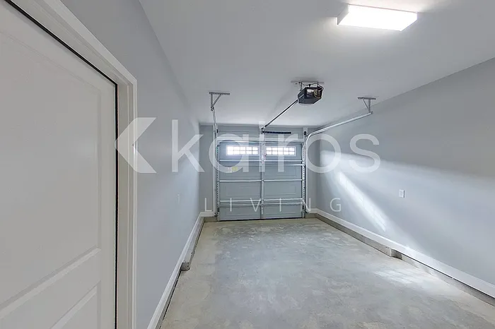 3705 Oak Leaf Way #E — Photo 19