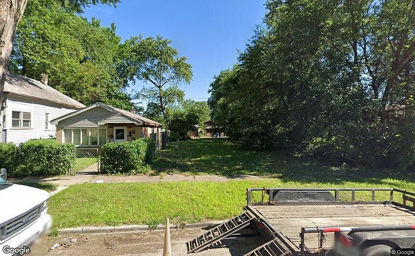 1st image of 1230 W 108th Pl