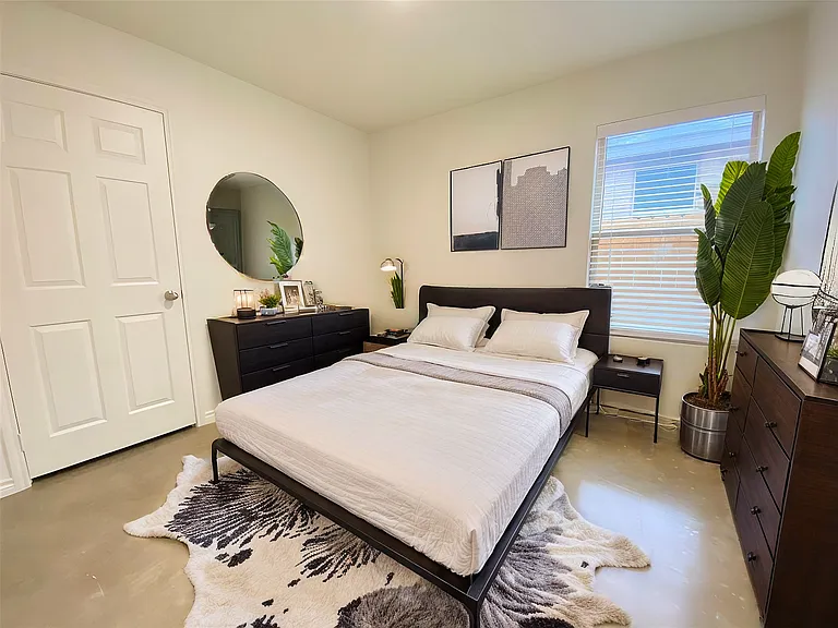 2320 Duntov Dr — Photo 17
