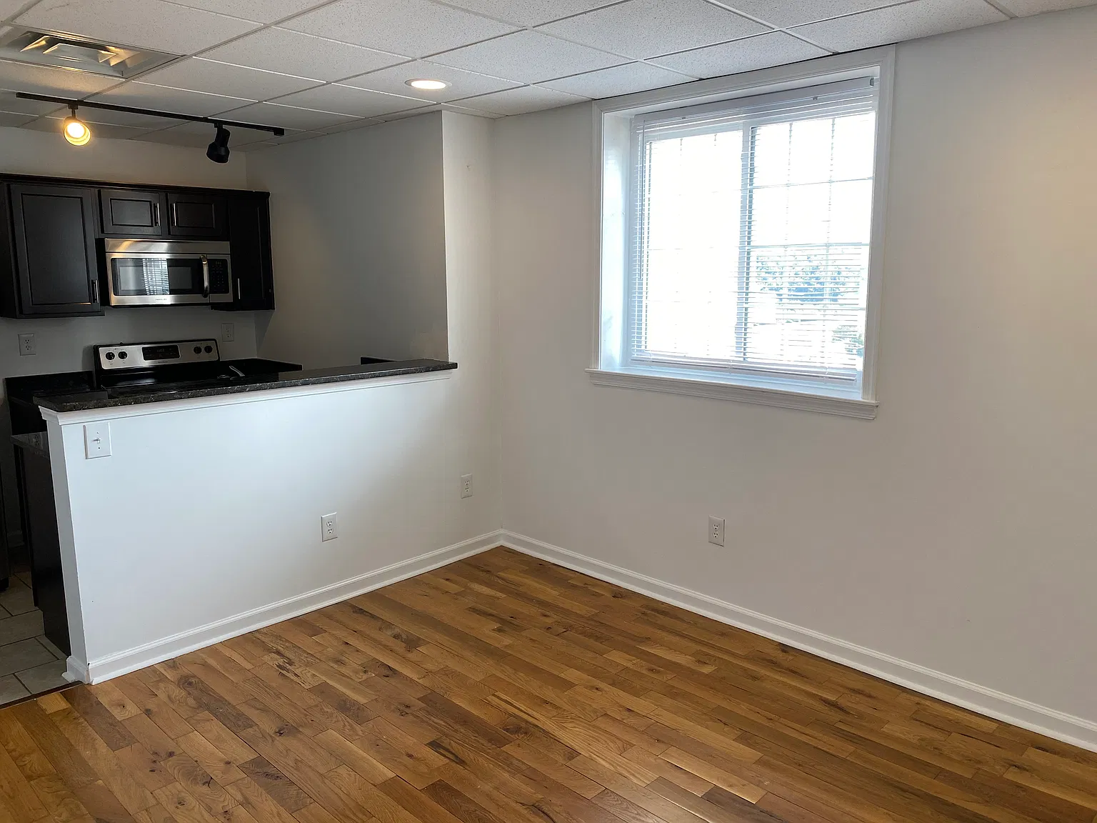 The Arlington Apartments — Photo 2