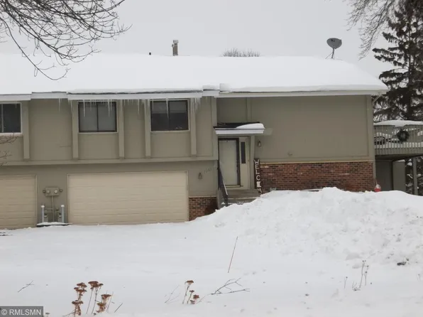 7202 Pontiac Cir, Chanhassen, MN 55317