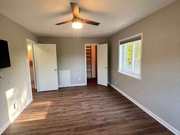 3rd image of 2301 Olson St APT 204-B