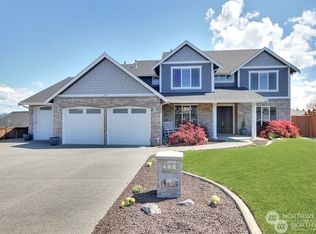 17115 135th Avenue Ct E, Puyallup, WA 98374