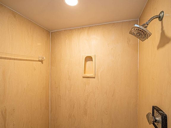 2nd image of 101 Peppertree Dr #18