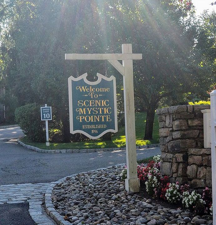 Welcome to Mystic Pointe!
