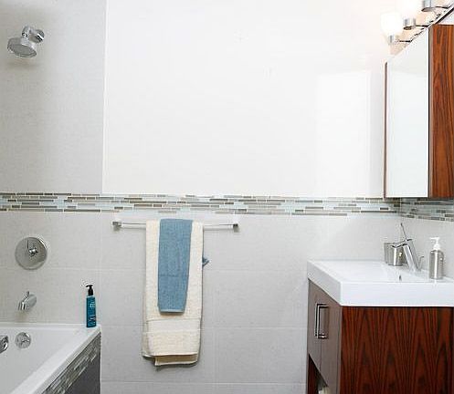 255 1st street Bath 2