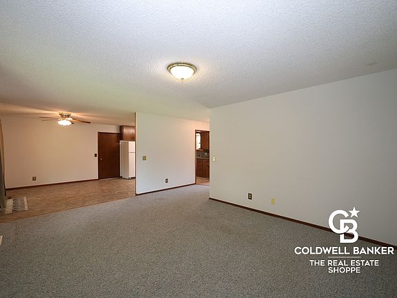 3rd image of 2611 N Shamus St