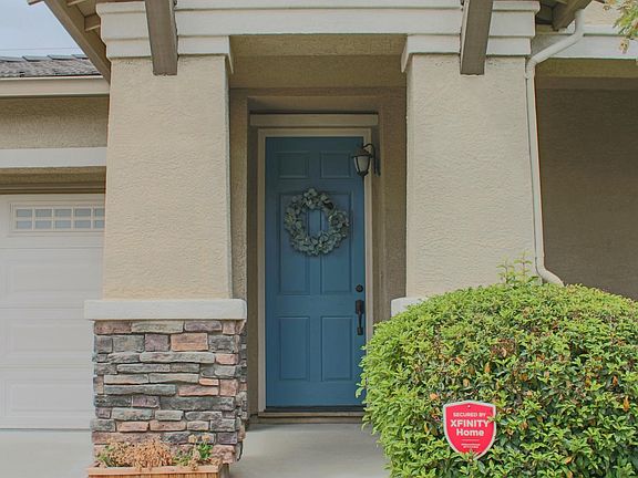 2nd image of 1584 Snapdragon Ln