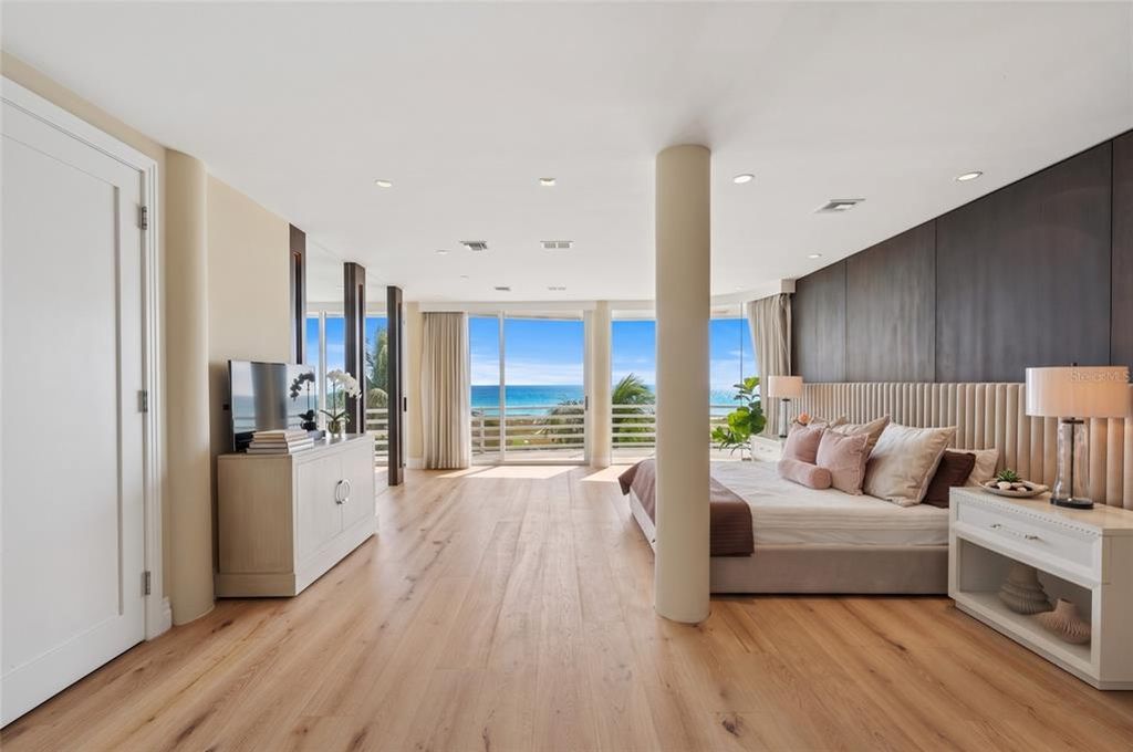 648 Beach Rd, Sarasota, FL - View 5