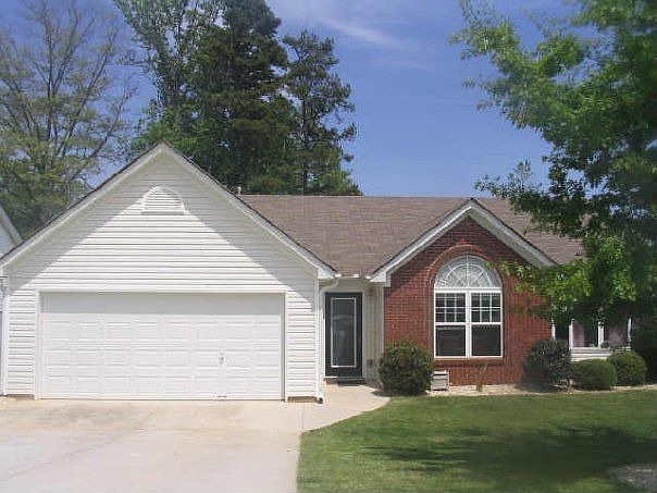 1st image of 104 Burts Crossing Dr