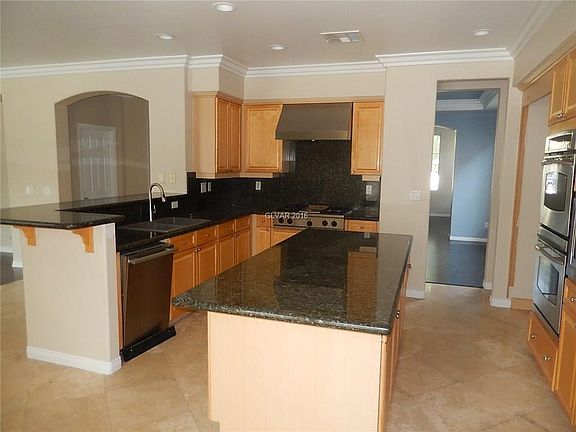 4th image of 716 Proud Eagle Ln
