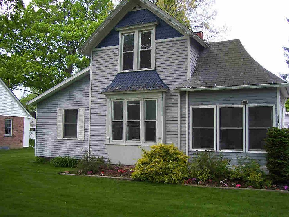 1st image of 112 W Elm St