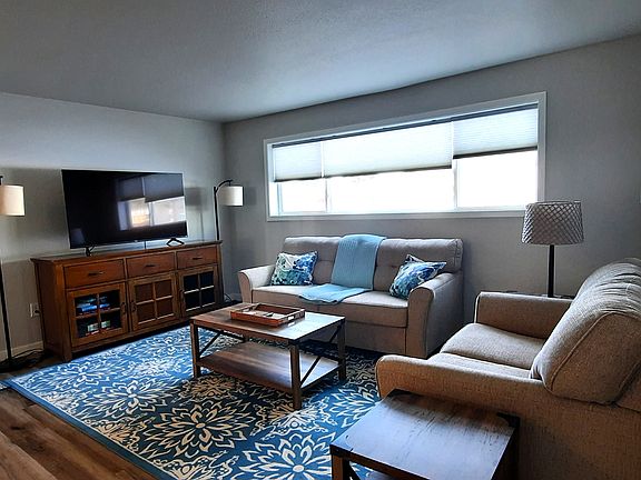 3rd image of 1711 Hudson St APT 3