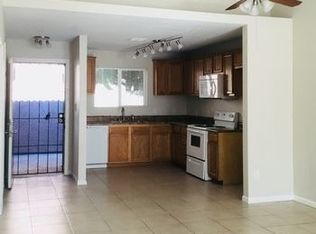 2402 W Earll Dr, Phoenix, AZ 85015