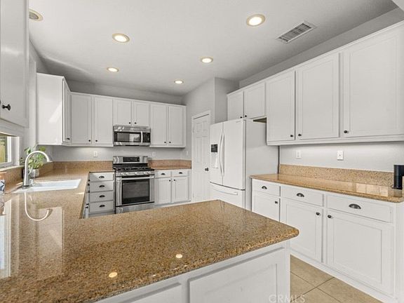 3rd image of 33555 Cedar Creek Ln