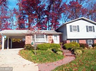 8206 Blairton Rd, Springfield, VA 22152