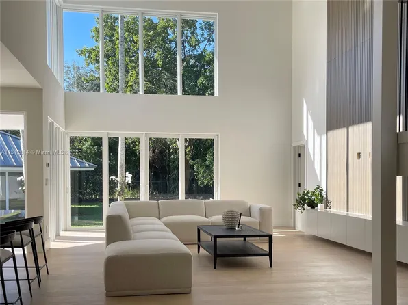 6270 SW 102nd St, Pinecrest, FL 33156