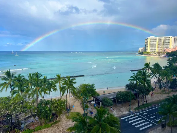 2500 Kalakaua Ave APT 901, Honolulu, HI 96815