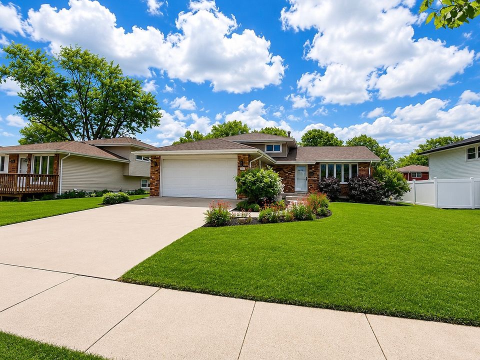 1st image of 16755 Oleander Ave