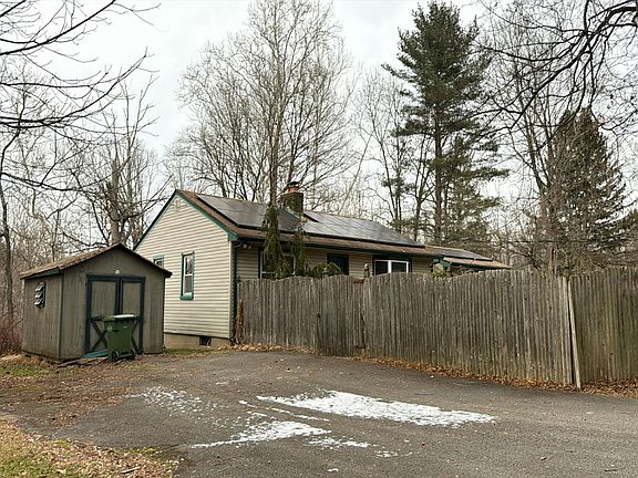 3rd image of 199 Kings Hwy