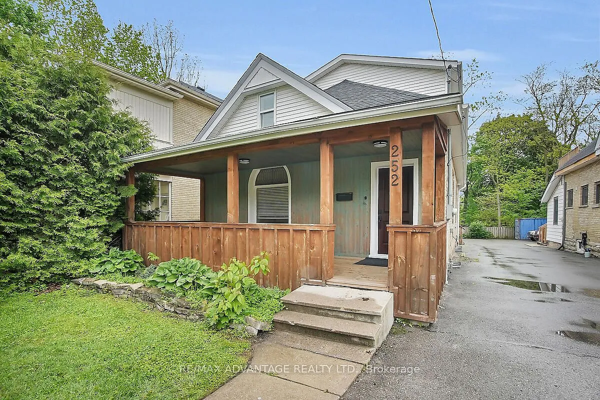 252 Cheapside St photo 1