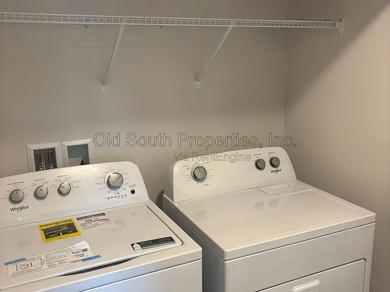 1202 Fairchild Village Dr — Photo 12