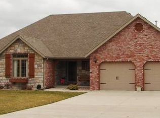 136 Goldfinch Rd, Marshfield, MO 65706