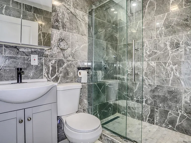 9017 Riverside Pl #7 — Photo 15