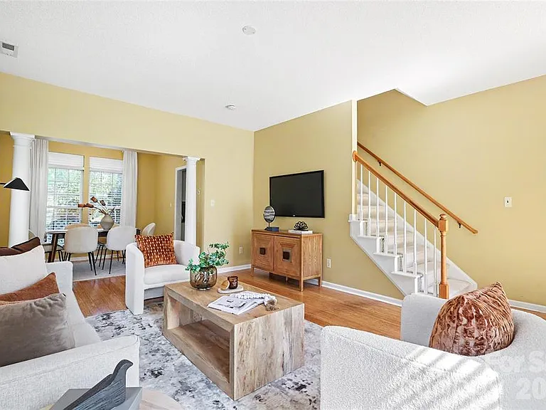 14802 Bergerac Ct — Photo 19